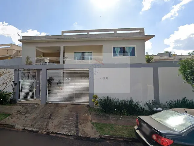 Casa com 472m² 4 quartos e 5 banheiros, à venda, no bairro Jardim Vale Verde em Rolândia
