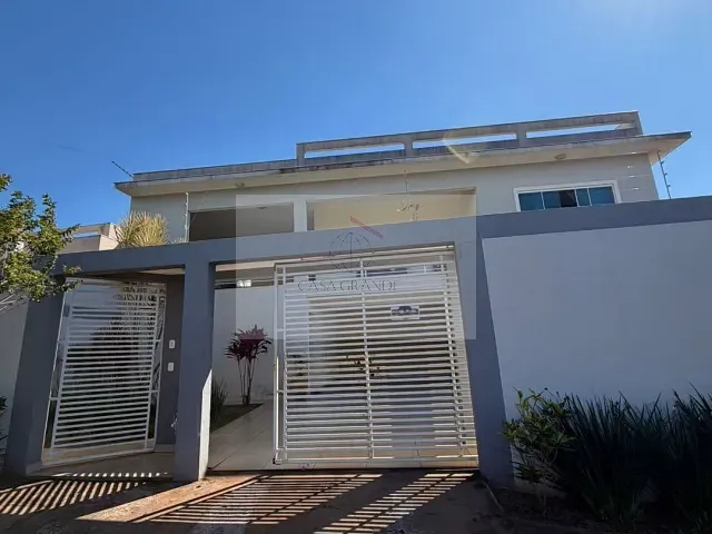 Casa com 472m² 4 quartos e 5 banheiros, à venda, no bairro Jardim Vale Verde em Rolândia