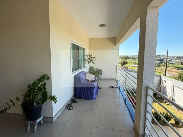 Casa com 472m² 4 quartos e 5 banheiros, à venda, no bairro Jardim Vale Verde em Rolândia