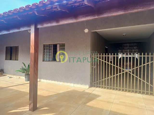 Casa com 300m² 3 quartos e 2 banheiros, à venda, no bairro Jardim Tomy em Londrina