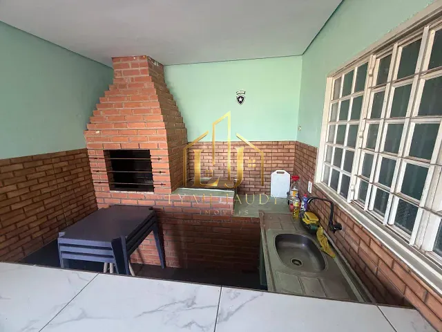 Casa com 400m² 3 quartos e 4 banheiros, à venda, no bairro Bairro bom Clima em Chapada dos Guimarães