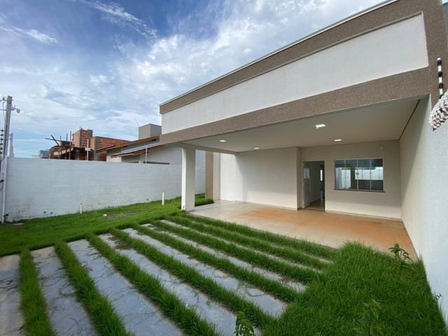 Casa com 250m² 2 quartos e 1 banheiro, à venda, no bairro Loteamento Quatro Estações Boulevard em Sinop