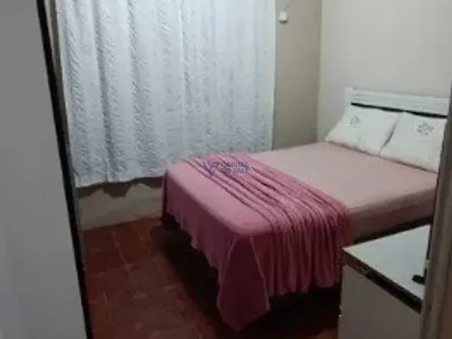Casa 2 quartos e 1 banheiro, à venda, no bairro Bosque dos Eucaliptos em São José dos Campos