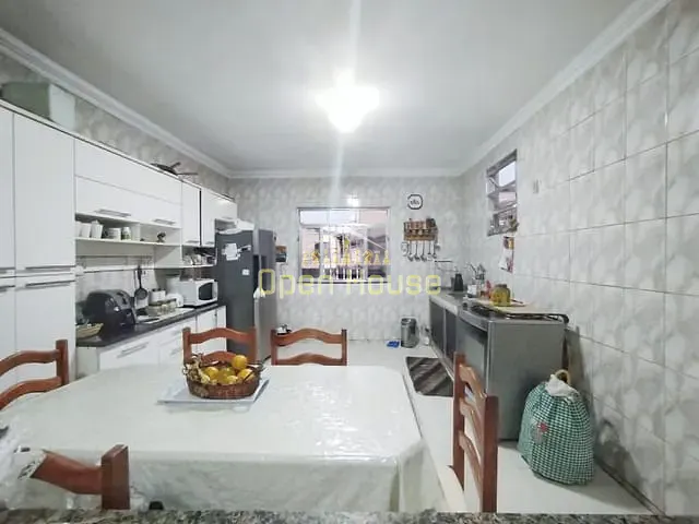 Casa com 88m² 3 quartos e 4 banheiros, à venda, no bairro Santo Agostinho em Volta Redonda