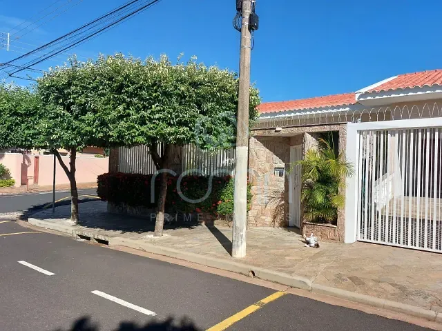 Casa com 456m² 3 quartos e 3 banheiros, à venda, no bairro Santos Dumont em São José do Rio Preto