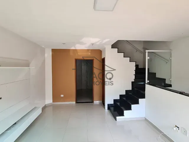 Casa com 134m² 3 quartos e 2 banheiros, para alugar, no bairro Vila Nova Manchester em São Paulo