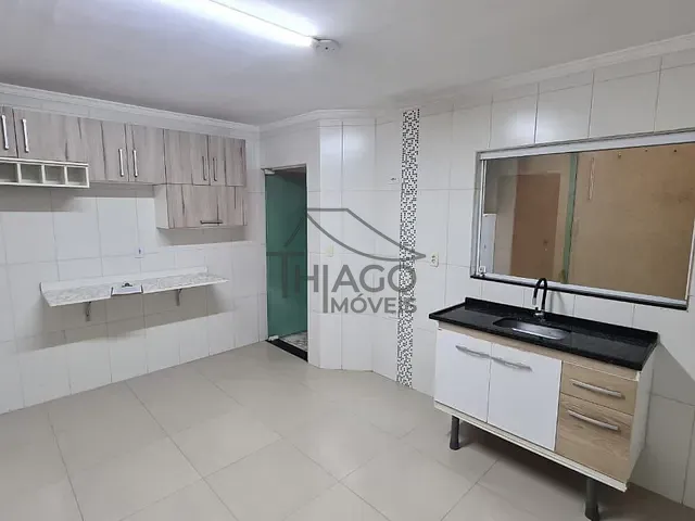 Casa com 134m² 3 quartos e 2 banheiros, para alugar, no bairro Vila Nova Manchester em São Paulo