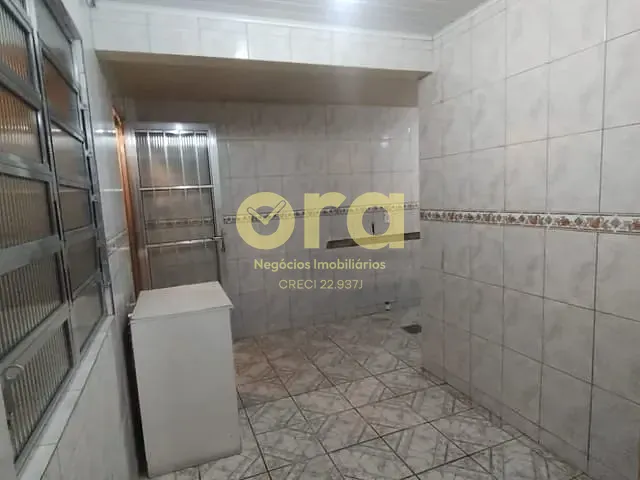 Casa com 200m² 2 quartos e 1 banheiro, à venda, no bairro Fragata em Pelotas
