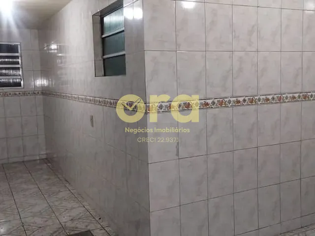 Casa com 200m² 2 quartos e 1 banheiro, à venda, no bairro Fragata em Pelotas