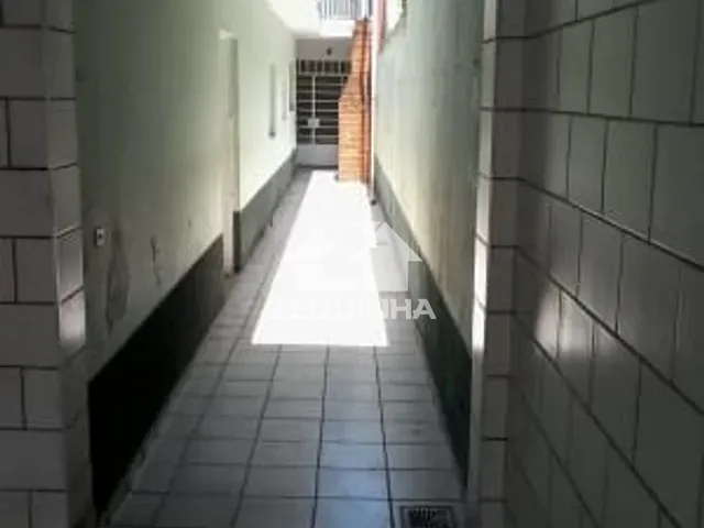 Casa com 253m² 5 quartos e 2 banheiros, à venda, no bairro Pestana em Osasco