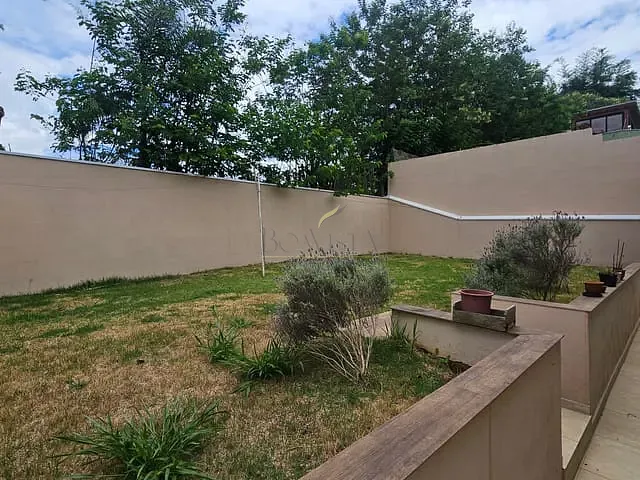 Casa 4 quartos e 3 banheiros, para alugar, no bairro Boa Vista em Piracaia