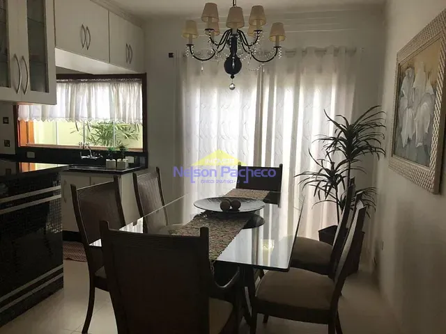 Casa com 253m², à venda, no bairro Nova Aparecida em Capivari