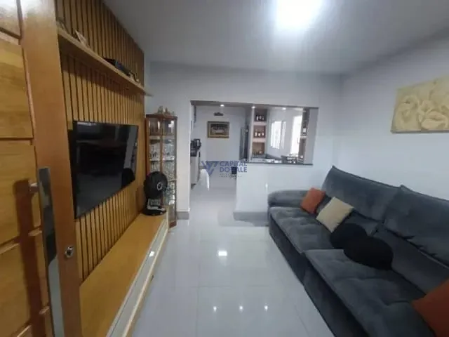 Casa com 252m² 3 quartos e 3 banheiros, à venda, no bairro Jardim Estoril em São José dos Campos