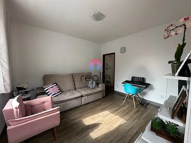 Casa com 360m² 3 quartos e 1 banheiro, à venda, no bairro Jardim Alvorada em Belo Horizonte