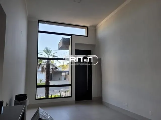 Casa com 375m² 3 quartos e 2 banheiros, à venda, no bairro Chácaras Silvania em Valinhos