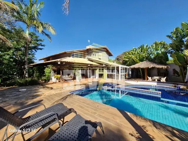 Casa com 3000m², à venda, no bairro Jardim Shangri-Lá em Bauru