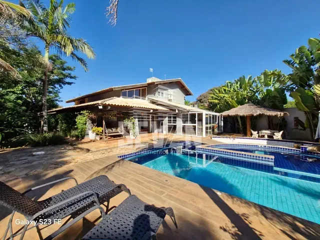 Casa com 3000m², à venda, no bairro Jardim Shangri-Lá em Bauru