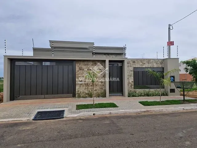 Casa 3 quartos e 3 banheiros, à venda, no bairro Residencial Riviera Suíça I em Sinop