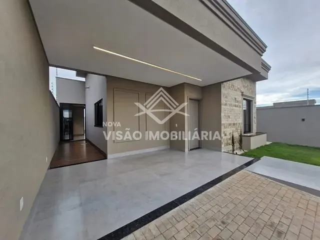 Casa 3 quartos e 3 banheiros, à venda, no bairro Residencial Riviera Suíça I em Sinop