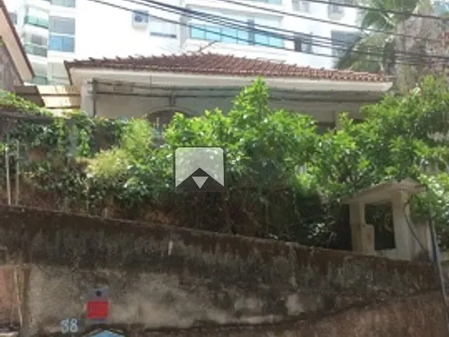 Casa com 160m² 3 quartos e 2 banheiros, à venda, no bairro Santa Rosa em Niterói