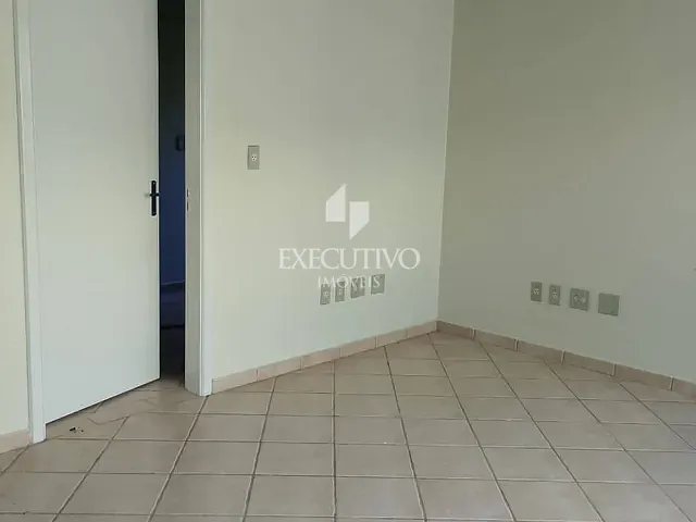 Casa 3 quartos e 2 banheiros, à venda, no bairro Centro em Arroio do Meio