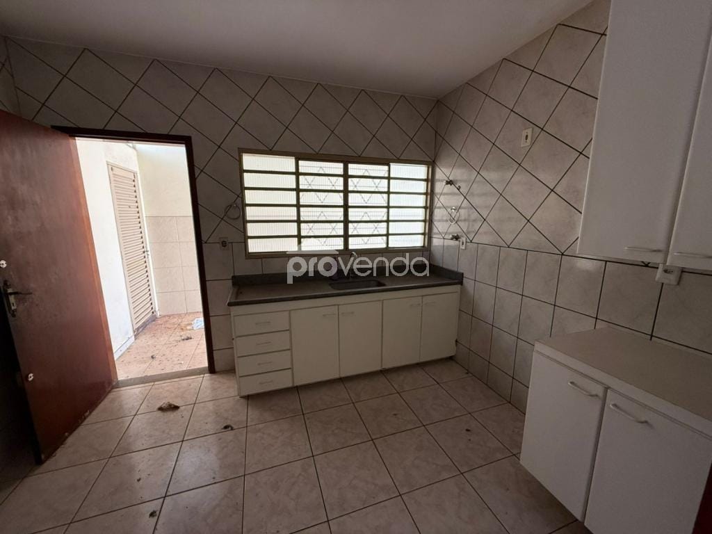 Casa, 1 quarto, 131 m² - Foto 9