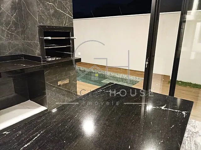 Casa com 300m² 3 quartos e 4 banheiros, à venda, no bairro Portal da Mata em Ribeirão Preto
