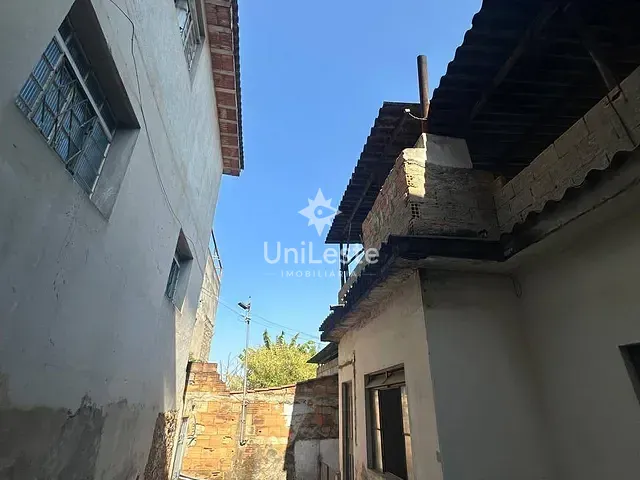 Casa 9 quartos e 4 banheiros, à venda, no bairro Penha em Belo Horizonte