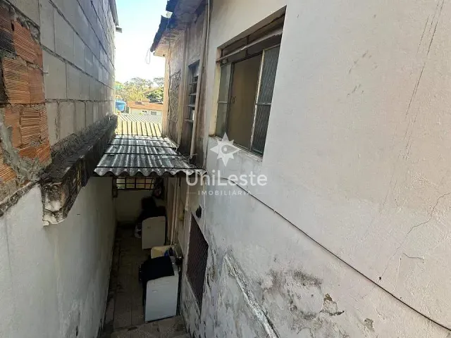 Casa 9 quartos e 4 banheiros, à venda, no bairro Penha em Belo Horizonte