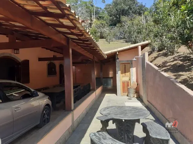 Casa com 1726m² 2 quartos e 1 banheiro, à venda ou para alugar, no bairro Araras em Petrópolis