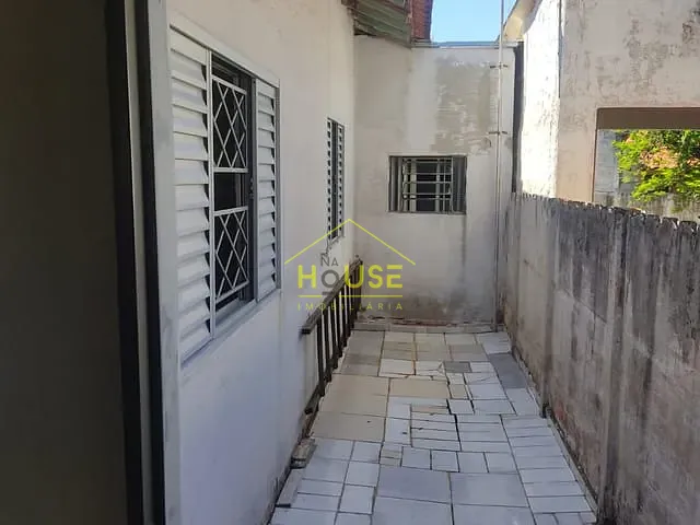 Casa com 200m² 3 quartos e 1 banheiro, à venda, no bairro Cecap II em Votuporanga