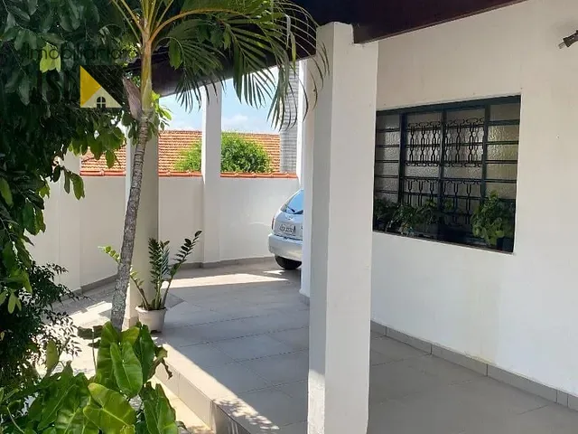 Casa com 250m² 3 quartos e 2 banheiros, à venda, no bairro Vila Antônio Augusto Luiz em Caçapava