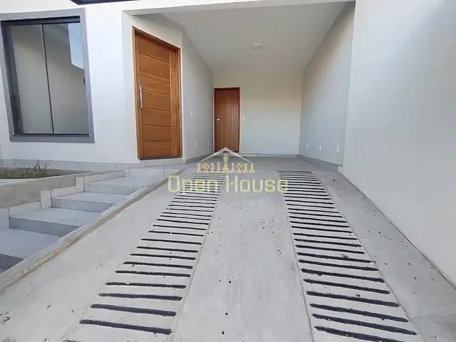 Casa 3 quartos e 3 banheiros, à venda, no bairro Roma em Volta Redonda