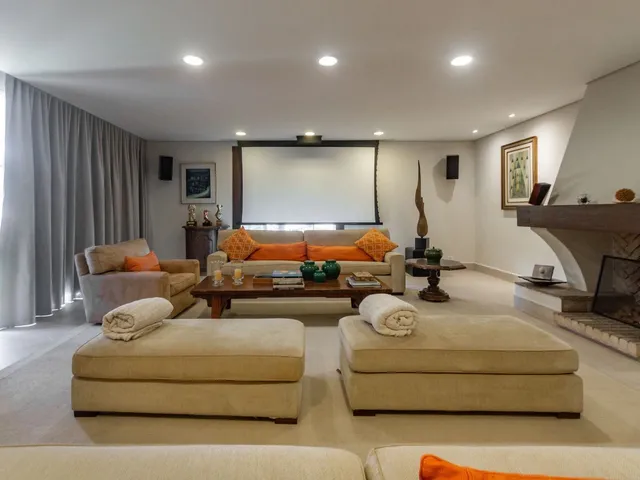 Casa com 1481m² 8 quartos e 7 banheiros, à venda, no bairro Jardim Guedala em São Paulo