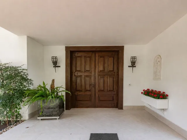 Casa com 1481m² 8 quartos e 7 banheiros, à venda, no bairro Jardim Guedala em São Paulo