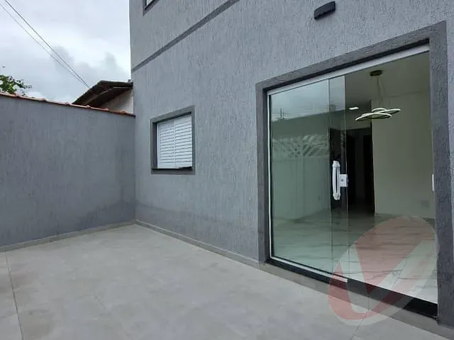 Casa com 100m² 2 quartos e 2 banheiros, à venda, no bairro Caiçara em Praia Grande