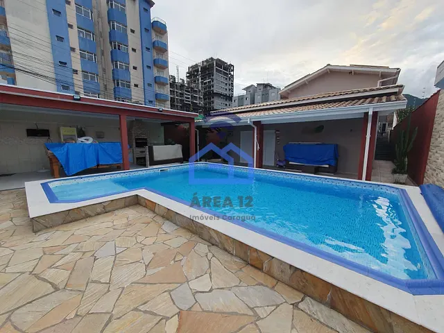 Casa com 390m² 3 quartos e 2 banheiros, à venda, no bairro Martim de Sá em Caraguatatuba