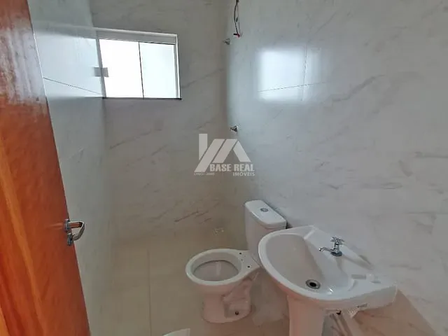 Casa com 53m² 2 quartos e 1 banheiro, à venda, no bairro Cará-cará em Ponta Grossa