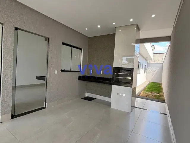 Casa 3 quartos e 2 banheiros, à venda, no bairro Jardim Veneza em Aparecida de Goiânia