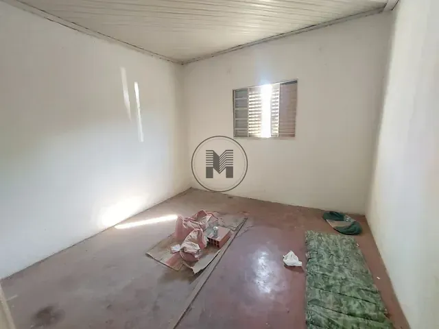 Casa com 70m² 2 quartos e 1 banheiro, à venda, no bairro Campo do Galvão em Guaratinguetá