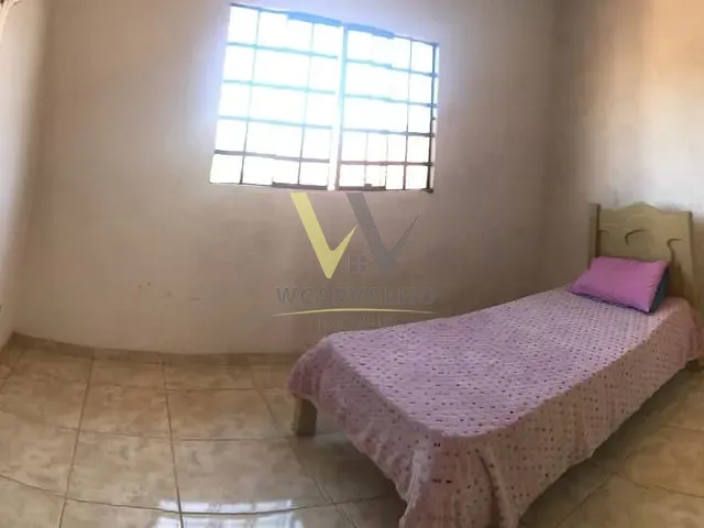 Casa com 300m², à venda, no bairro Jardim São Paulo em Anápolis