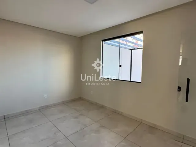 Casa 3 quartos e 3 banheiros, à venda, no bairro Santa Inês em Belo Horizonte