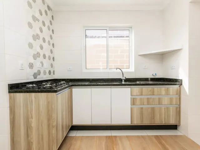Casa com 330m² 2 quartos e 4 banheiros, à venda, no bairro Santa Felicidade em Curitiba