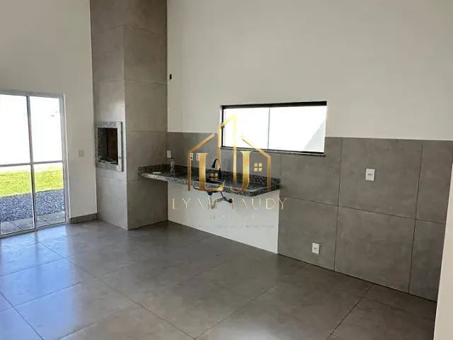 Casa com 180m² 2 quartos e 2 banheiros, à venda, no bairro Dom Bosco em Cuiabá