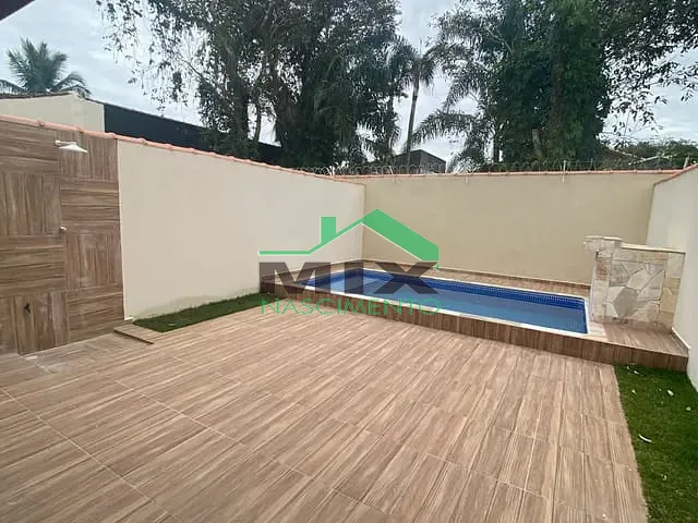 Casa com 183m² 2 quartos e 2 banheiros, à venda, no bairro Luíza Mar Mirim em Itanhaém