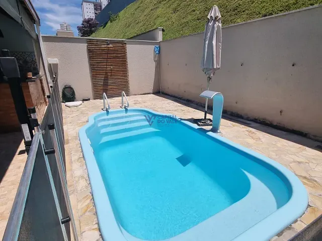 Casa 4 quartos e 4 banheiros, à venda, no bairro Urbanova em São José dos Campos