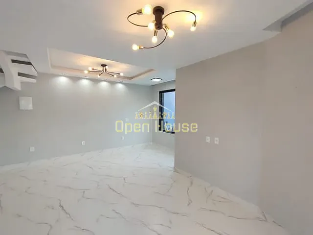 Casa 3 quartos e 3 banheiros, à venda, no bairro Roma em Volta Redonda