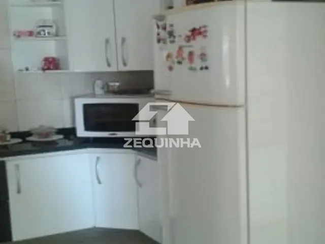 Casa com 200m² 4 quartos e 4 banheiros, à venda, no bairro Jardim Novo Osasco em Osasco