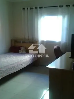 Casa, 4 quartos, 180 m² - Foto 4