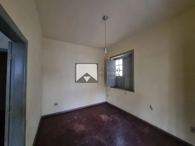 Casa 4 quartos e 2 banheiros, para alugar, no bairro Icaraí em Niterói